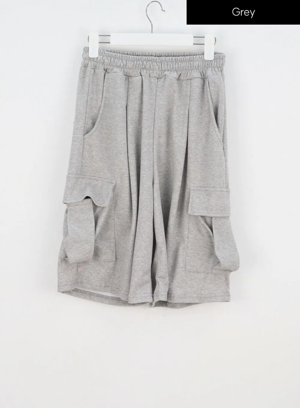 Cargo Bermuda Shorts IY312