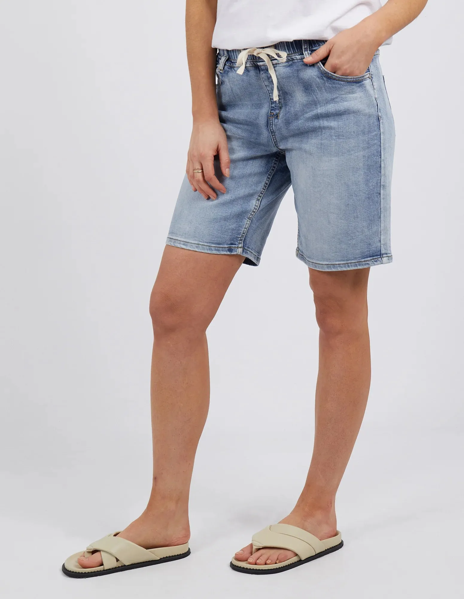 Gabby Bermuda Shorts - Mid Blue