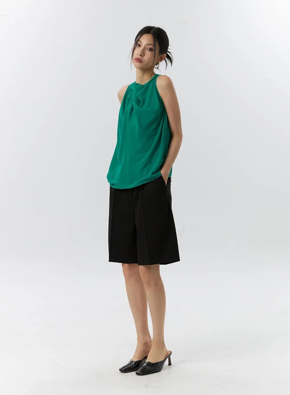 Tailored Bermuda Shorts IL326